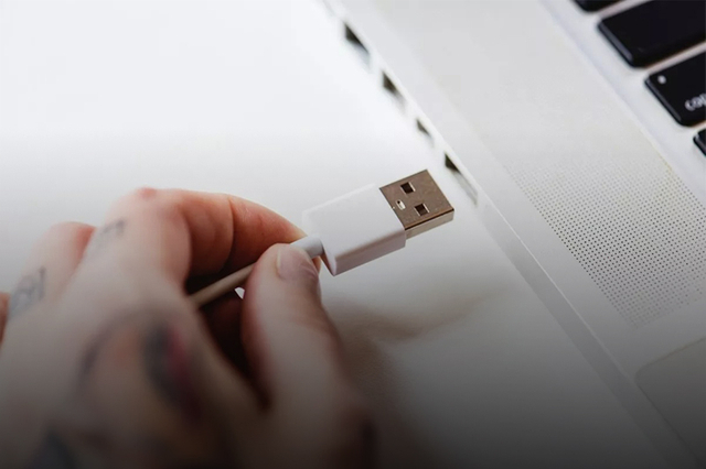 transfert de donn&eacute;es USB